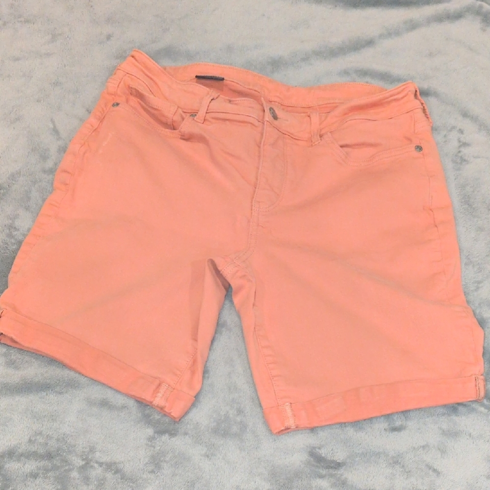 NYDJ Women's Coral Shorts